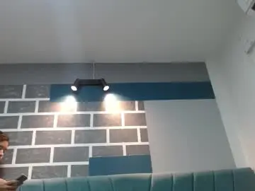 Sasha_blondee  live sex cam