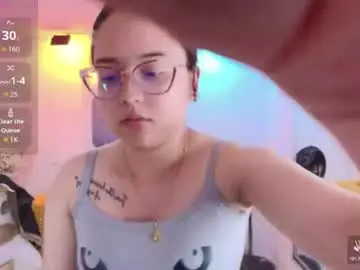 Shady_bug  live sex cam