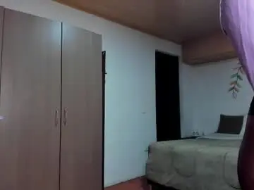 Thalia_cw  live sex cam