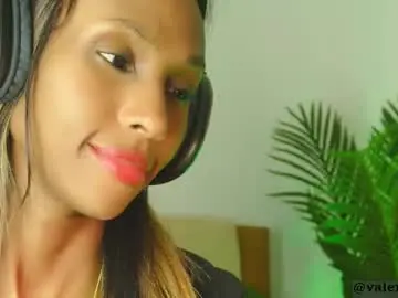 Valery_swan1  live sex cam