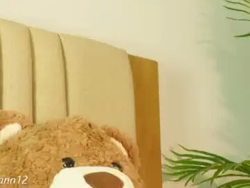 Valery_swan1  live sex cam