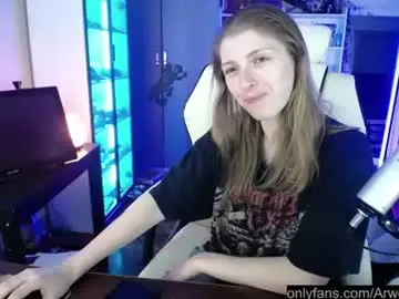 Hey_its_arwen  live sex cam