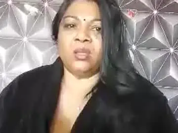 Indiandelia  live sex cam