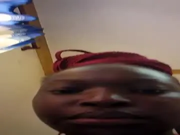 Latifa80  live sex cam
