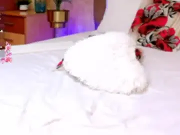 Lorenafire  live sex cam