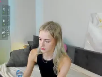 Noahhray  live sex cam