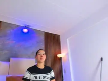 Paulina__rose  live sex cam