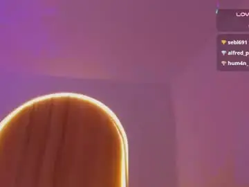 Riley_sierra  live sex cam