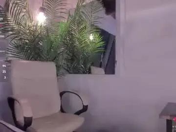Strong_girl_  live sex cam