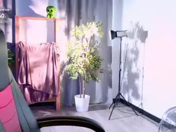 Tomie_kawakam1  live sex cam