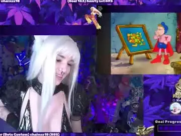 Wildwylie  live sex cam