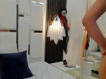Zoe_4072  live sex cam