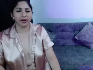 _gia_dior  live sex cam