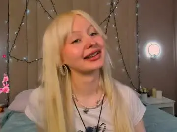 Adelesilvy  live sex cam