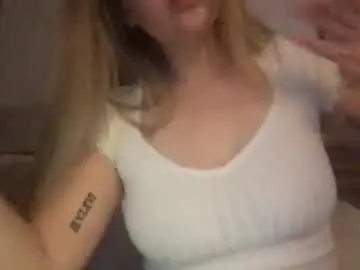 Bbybunny0_0  live sex cam
