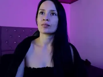 Cristal_hilton_10  live sex cam