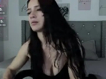 Cristal_hilton_10  live sex cam