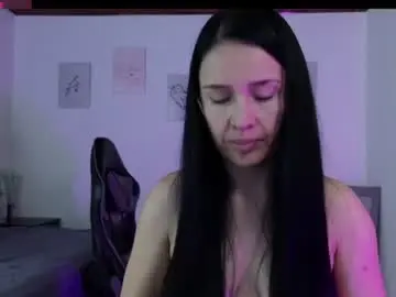 Cristal_hilton_10  live sex cam