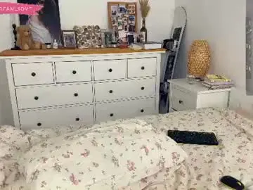 Elenalooove  live sex cam