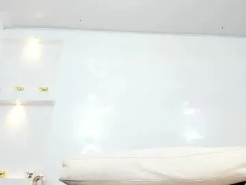 Emily_browne  live sex cam