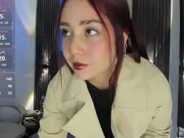 Emily_layton  live sex cam