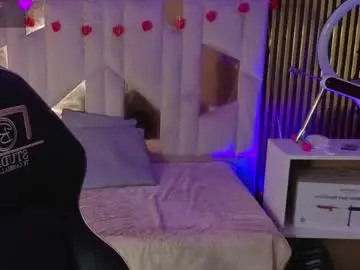 Kristen_tay  live sex cam