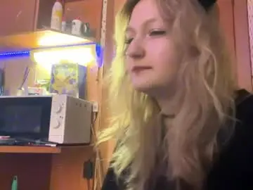 Rebabojanowski  live sex cam