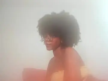 Silverosequeen  live sex cam