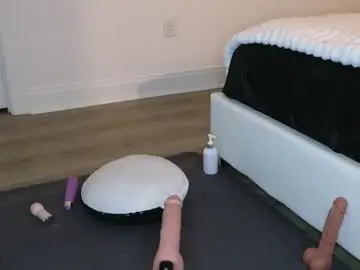 Violetik888  live sex cam