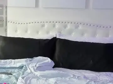 Violetik888  live sex cam