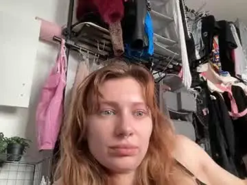 Acidmelanie  live sex cam