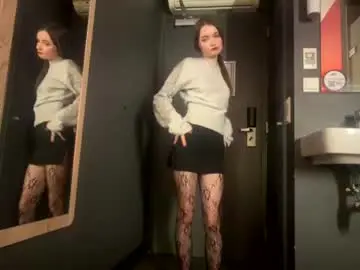 Carlapensiero  live sex cam