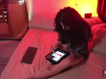 Kathc_19  live sex cam