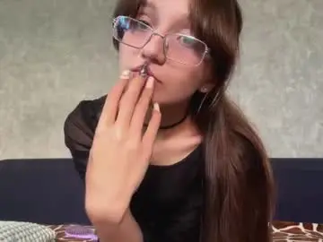 Larainedoughty  live sex cam