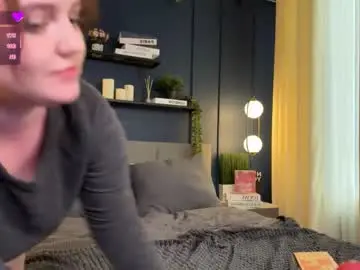 Lela_ryan  live sex cam