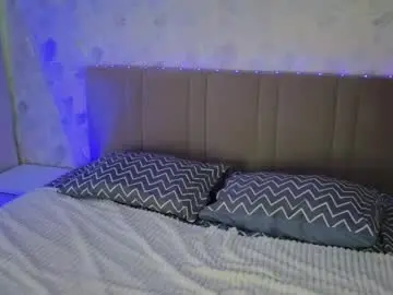 Ninnadevis  live sex cam
