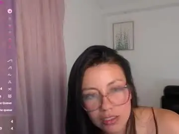 Queenrose94  live sex cam