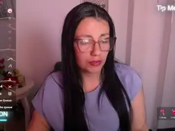 Queenrose94  live sex cam