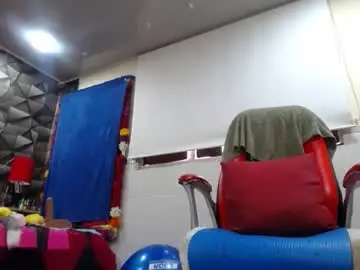 Sexy_mature_hot01  live sex cam