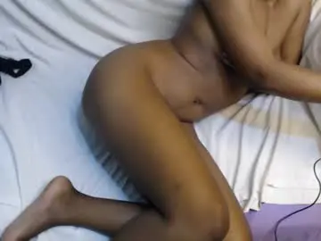 Sharatie  live sex cam