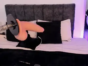 Taylormaxwell  live sex cam