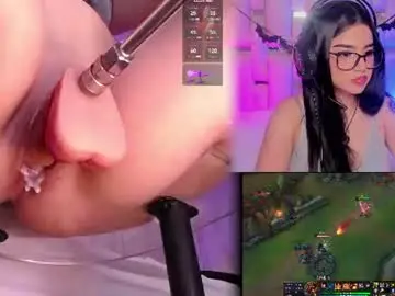 Ariaddams  live sex cam