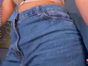 Lisaflowersx  live sex cam