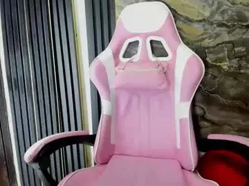 May_clanfort  live sex cam