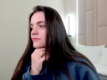 Realmila  live sex cam