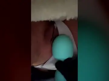 Velvettnoir  live sex cam