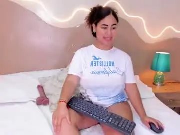 Amber_milers  live sex cam