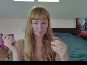 Applejus  live sex cam