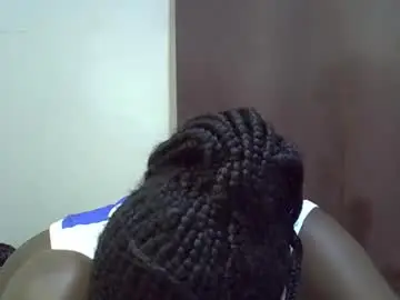 Bee_arrie  live sex cam