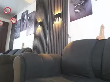 Chloe__jones_  live sex cam